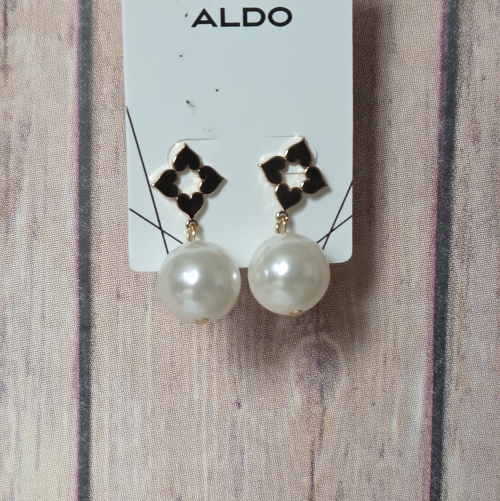 Aldo White Pearl with Gold Heart Shaped Earrings NIP